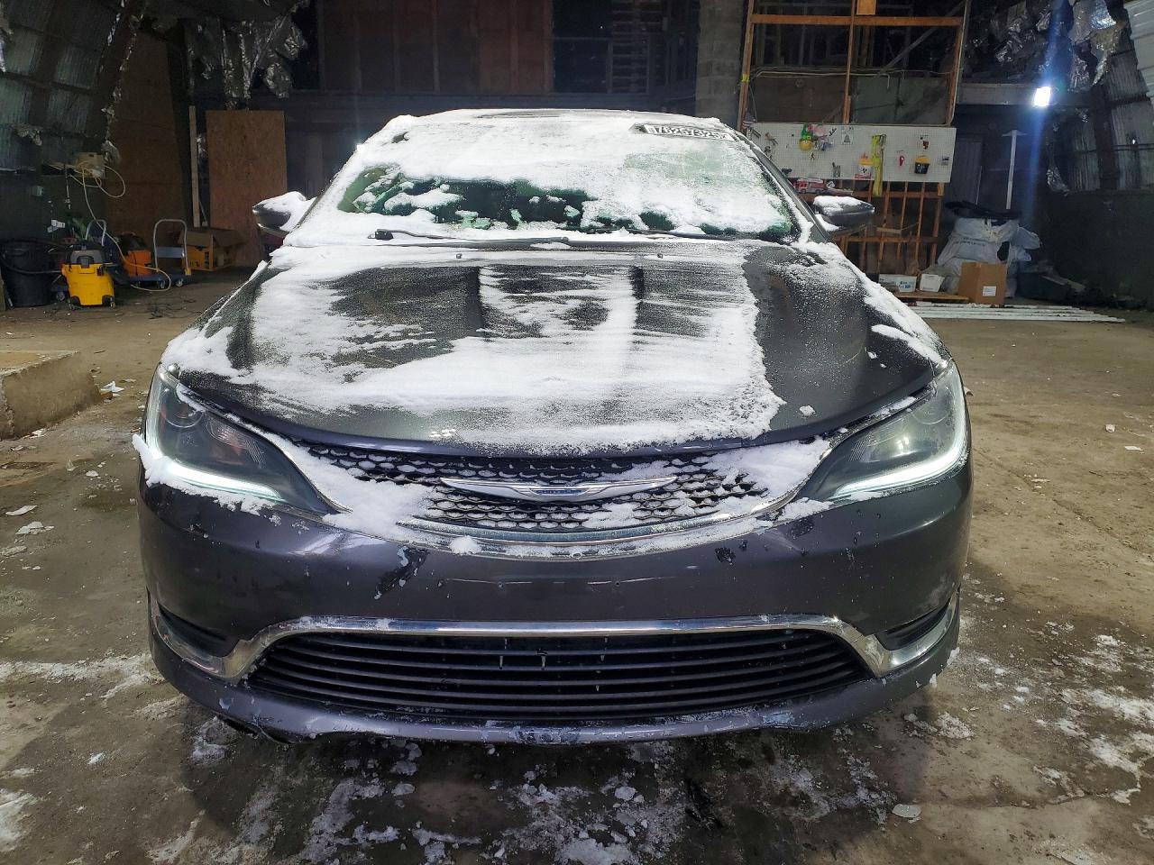 2015 Chrysler 200 Limited - Image 5