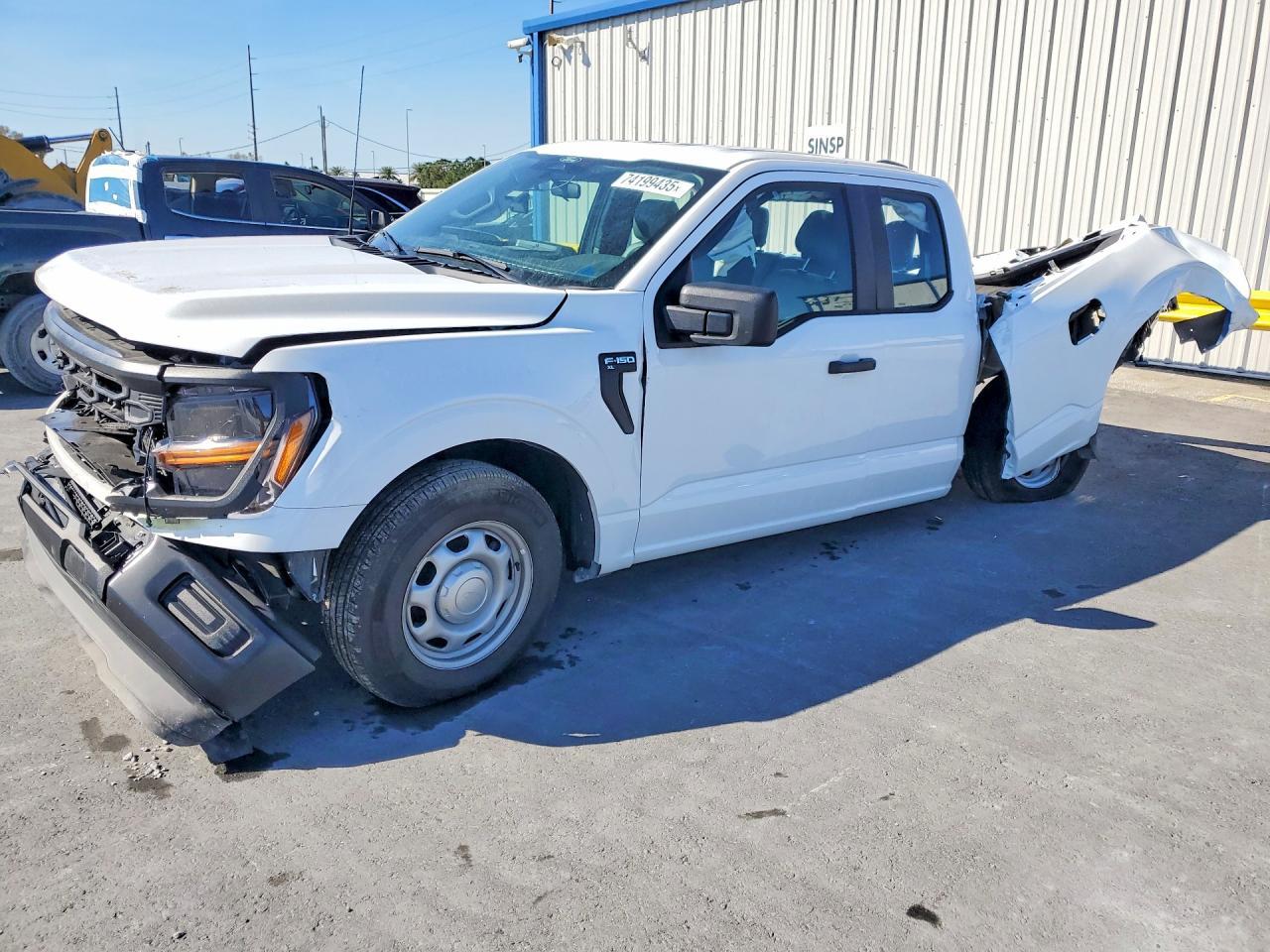2025 Ford F150 Xl