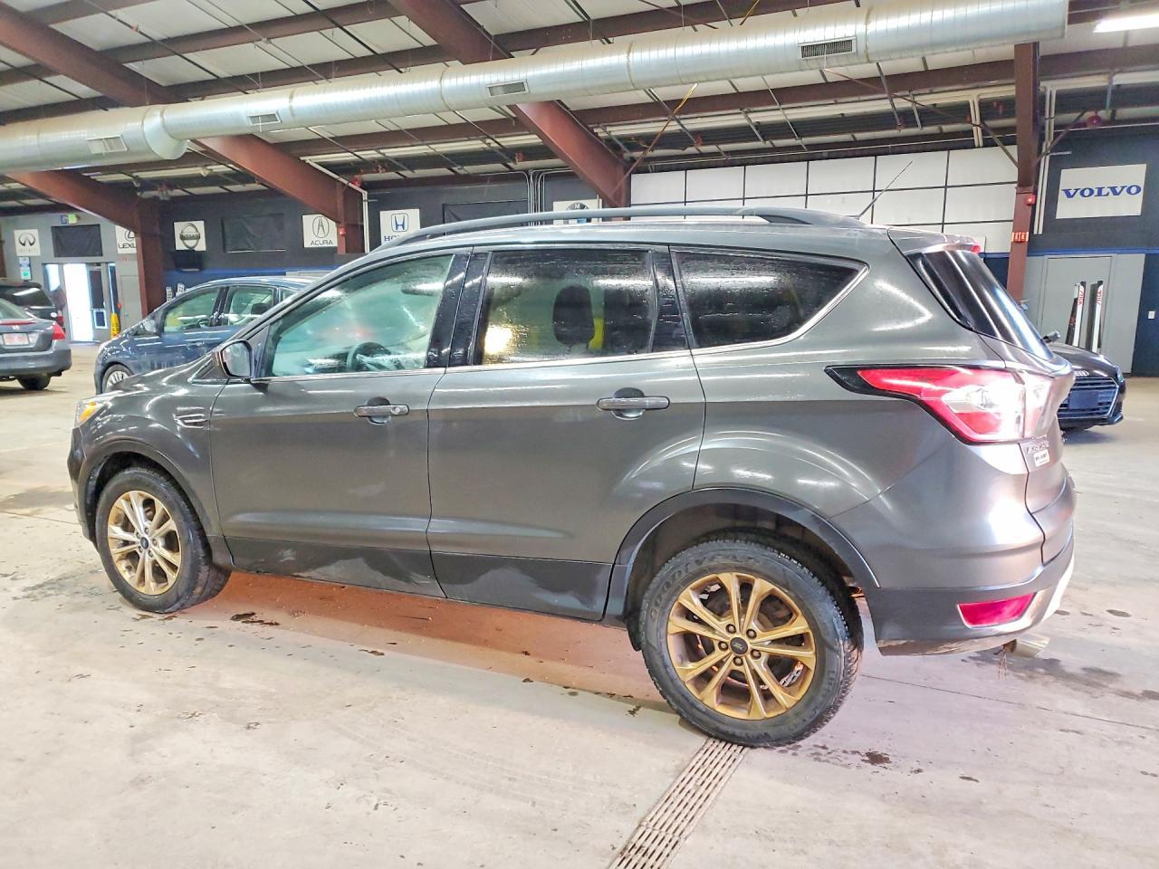 2018 Ford Escape Se - Фото 2