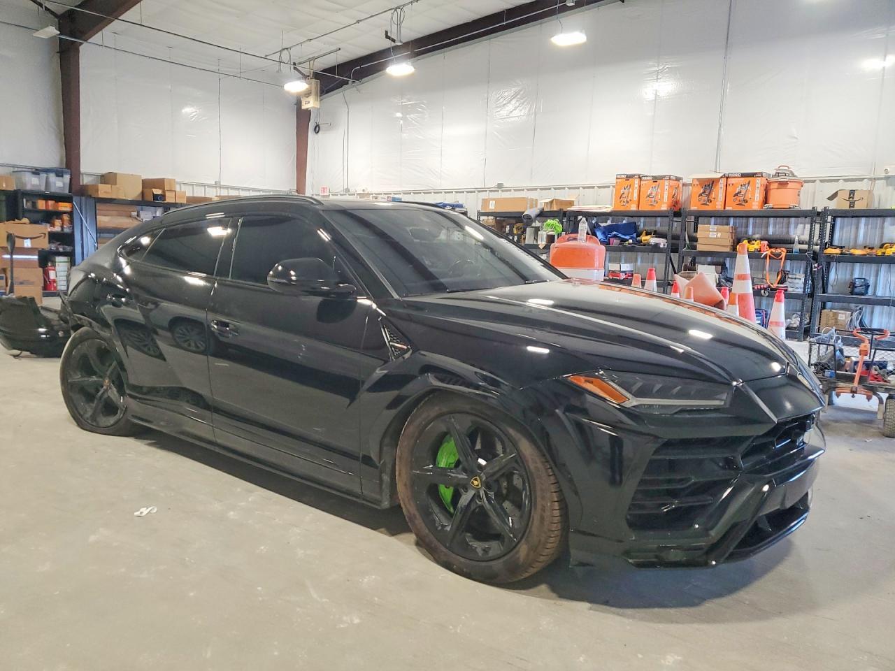 2019 Lamborghini Urus - Image 4