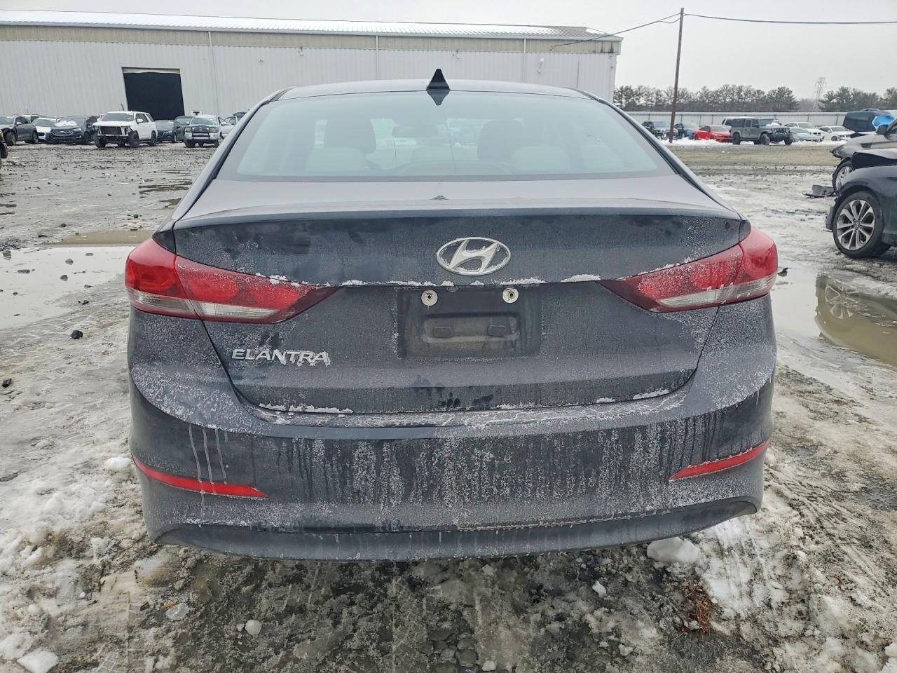 2017 Hyundai Elantra Se - Фото 6