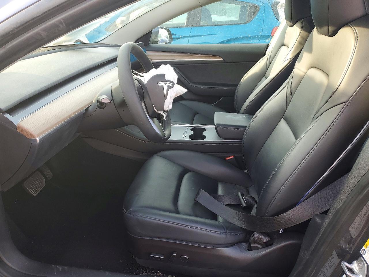 2023 Tesla Model 3 - Фото 7