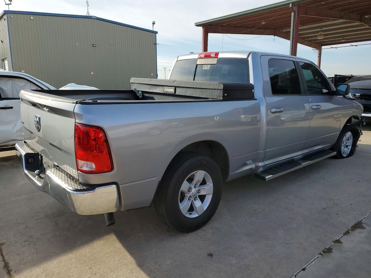 2019 Ram 1500 Classic Slt - Фото 3