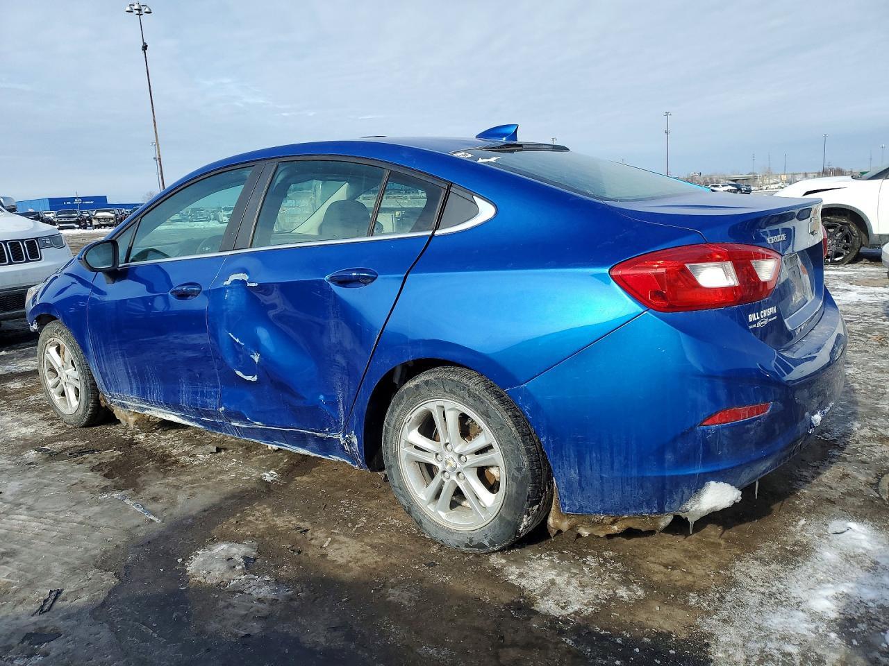 2016 Chevrolet Cruze Lt - Фото 2