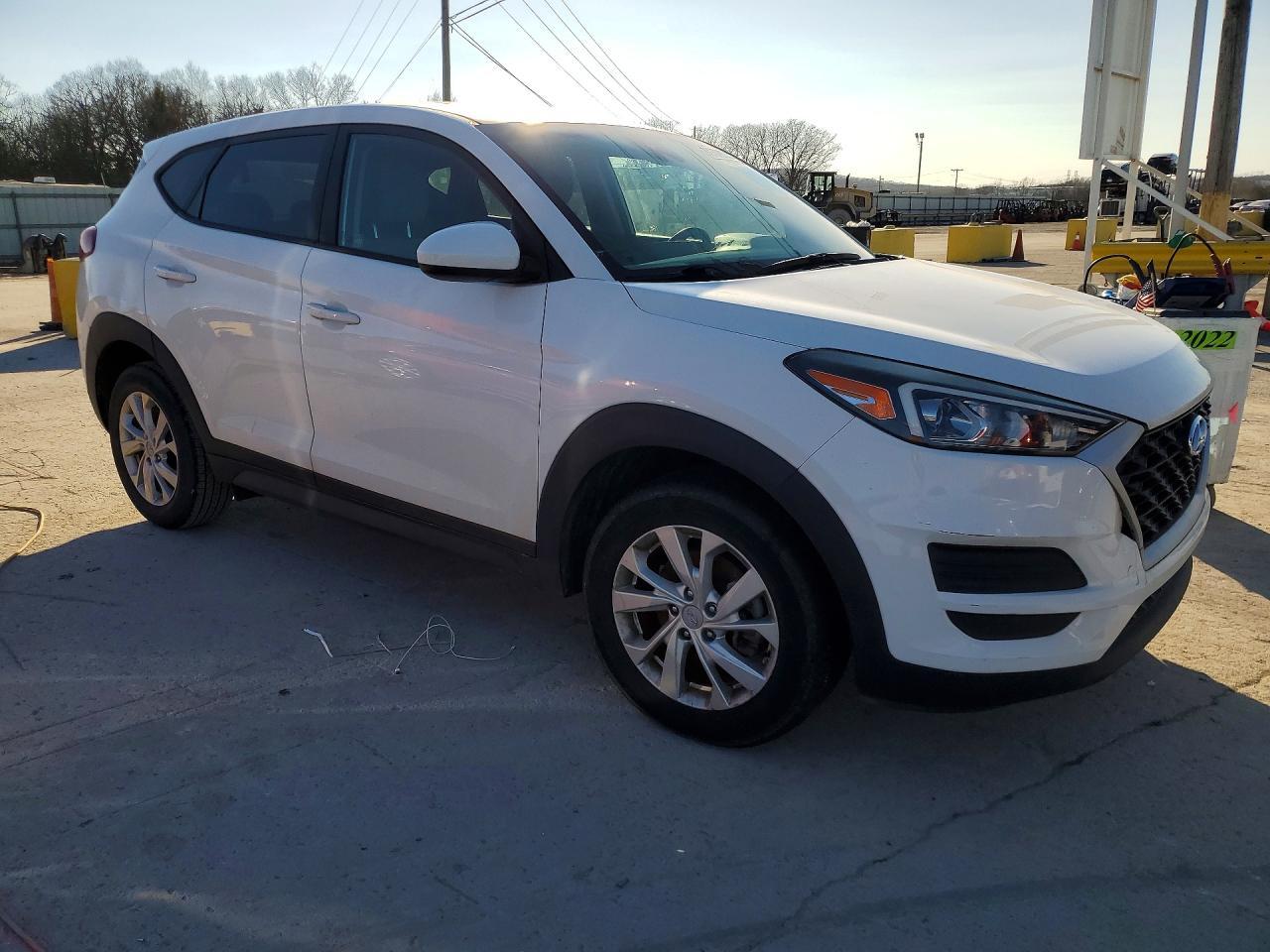 2020 Hyundai Tucson Se - Image 4