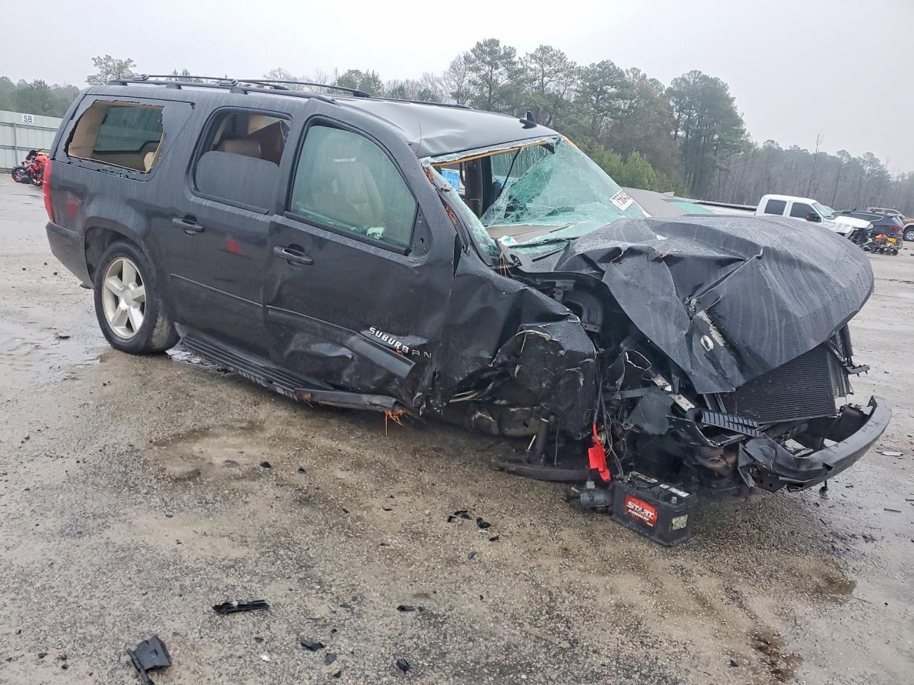 2014 Chevrolet Suburban C1500 Lt - Фото 4
