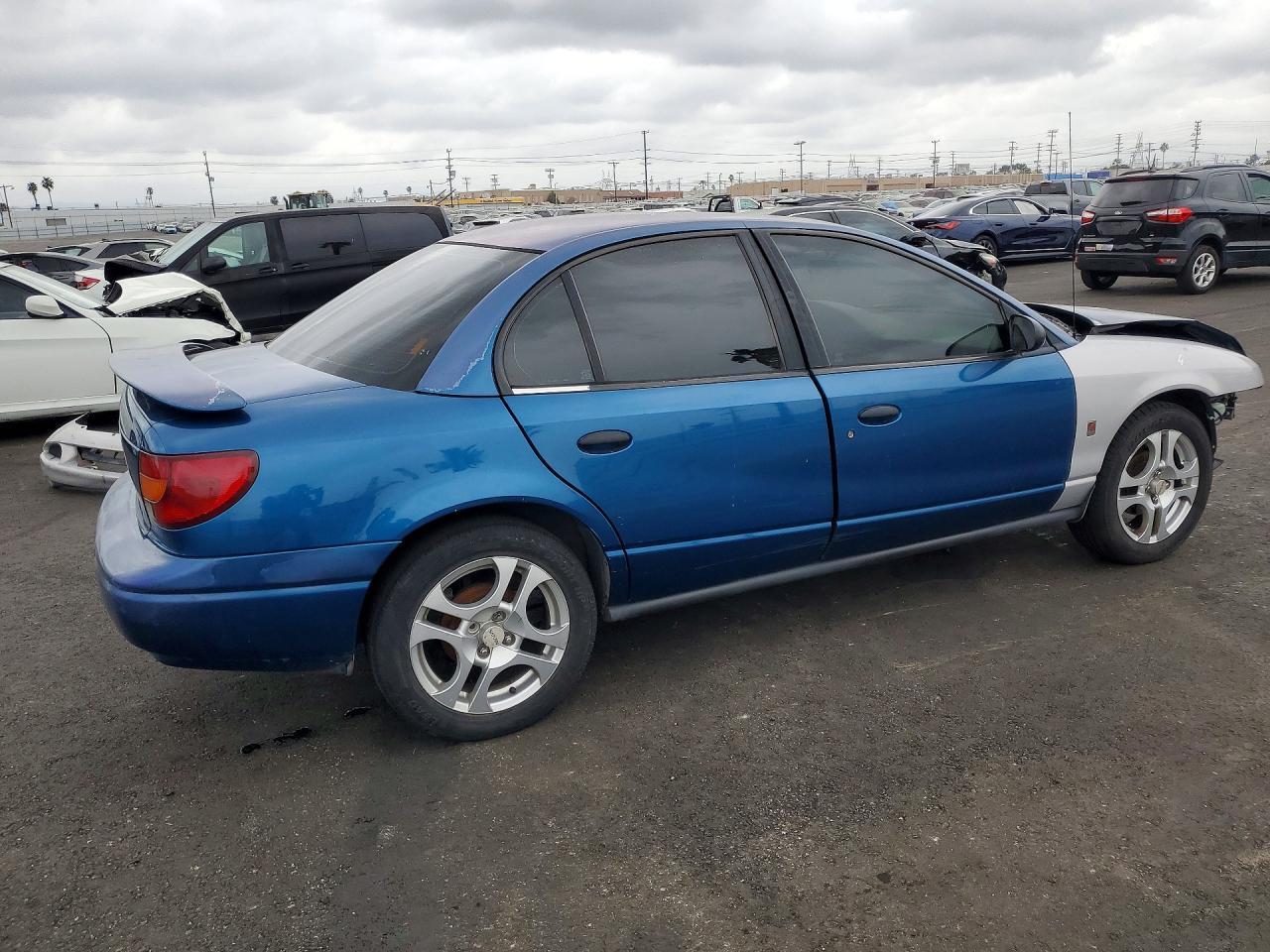 2002 Saturn Sl - Фото 3