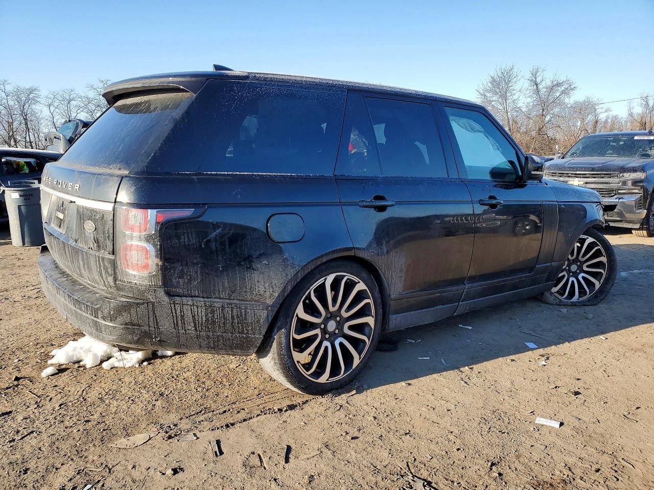 2019 Land Rover Range Rover Supercharged - Image 3