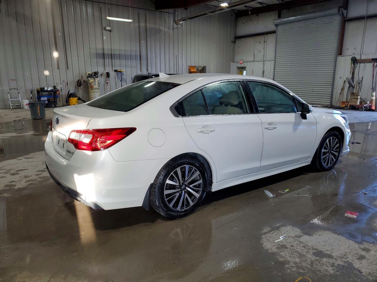2019 Subaru Legacy 2.5I Premium - Фото 3