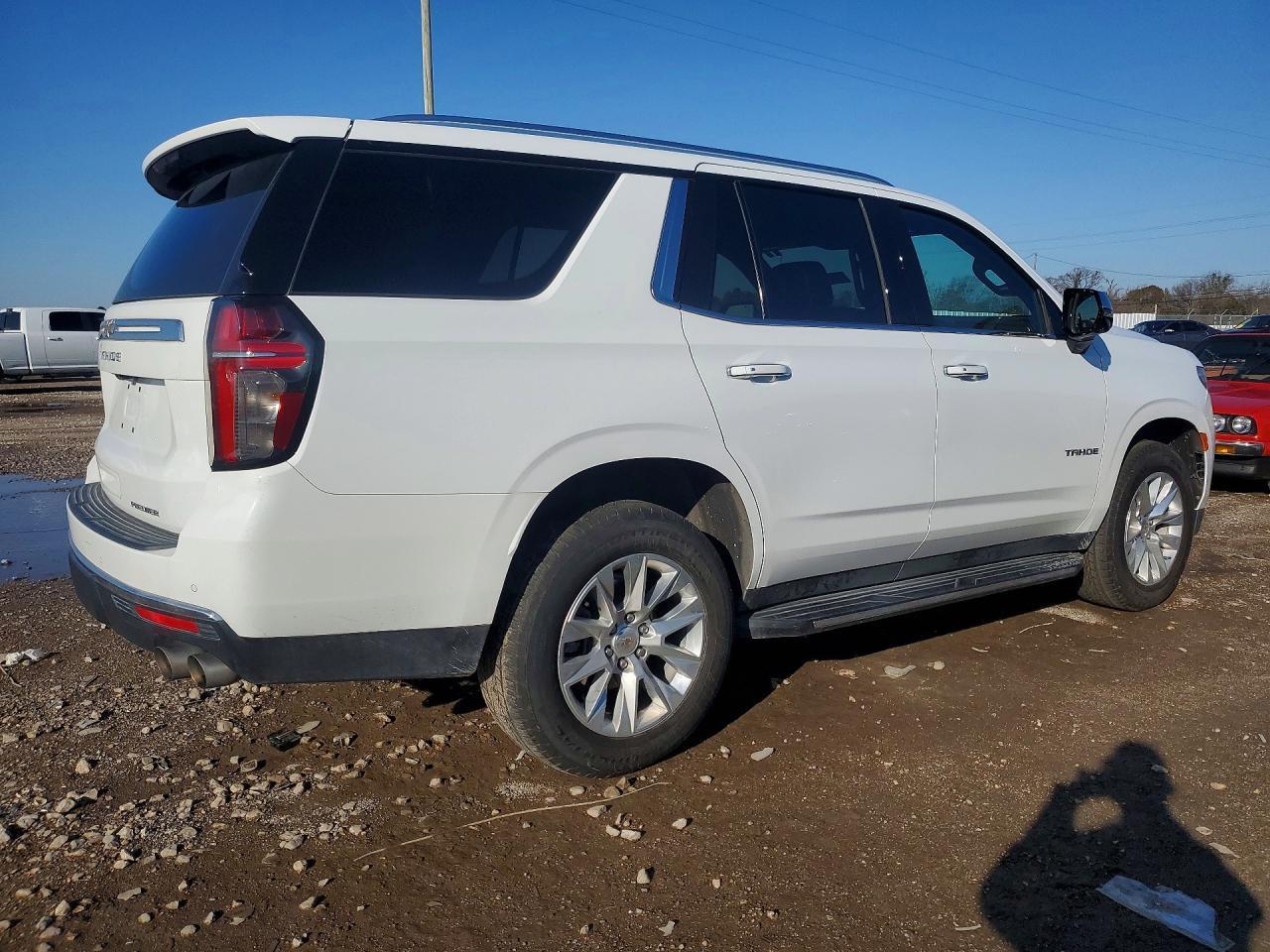 2024 Chevrolet Tahoe K1500 Premier - Фото 3