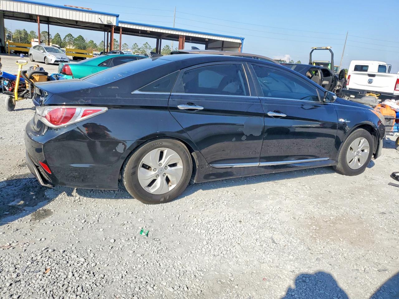 2015 Hyundai Sonata Hybrid - Фото 3