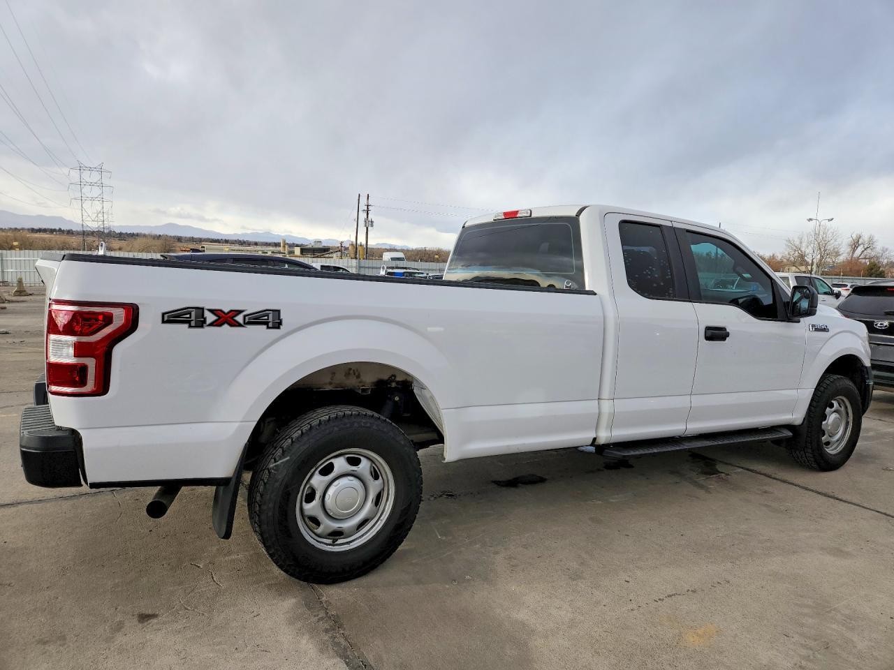 2019 Ford F150 Super Cab - Фото 3