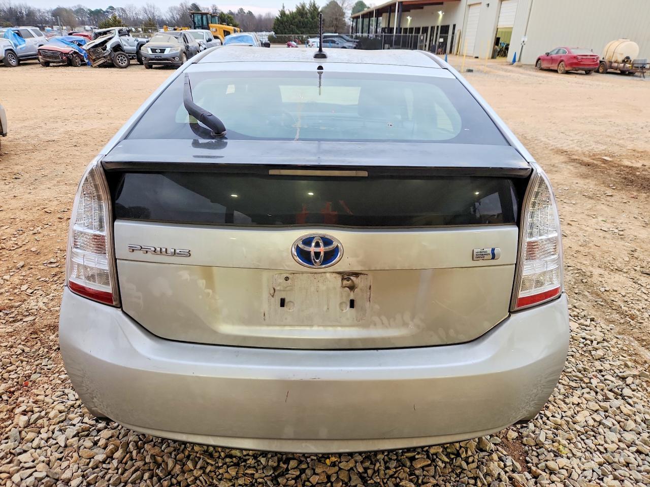 2011 Toyota Prius - Image 6