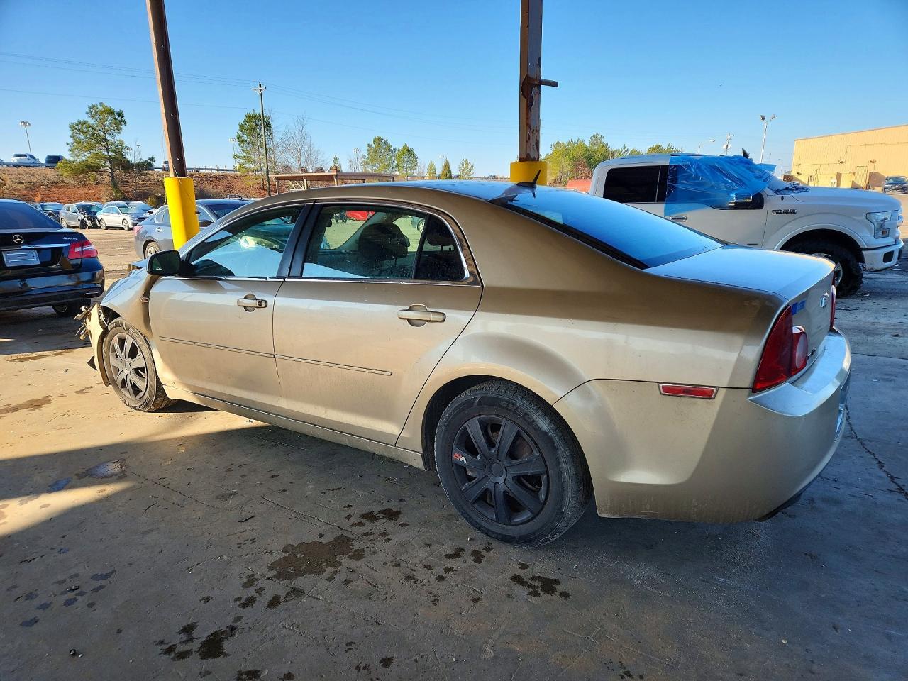 2008 Chevrolet Malibu Ls1 - Фото 2