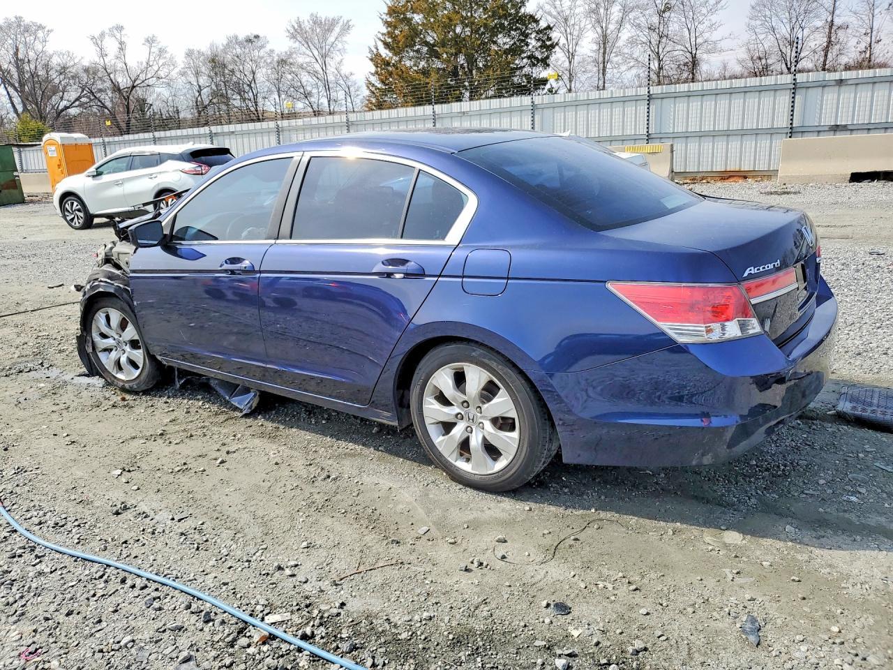 2011 Honda Accord Lxp - Фото 2