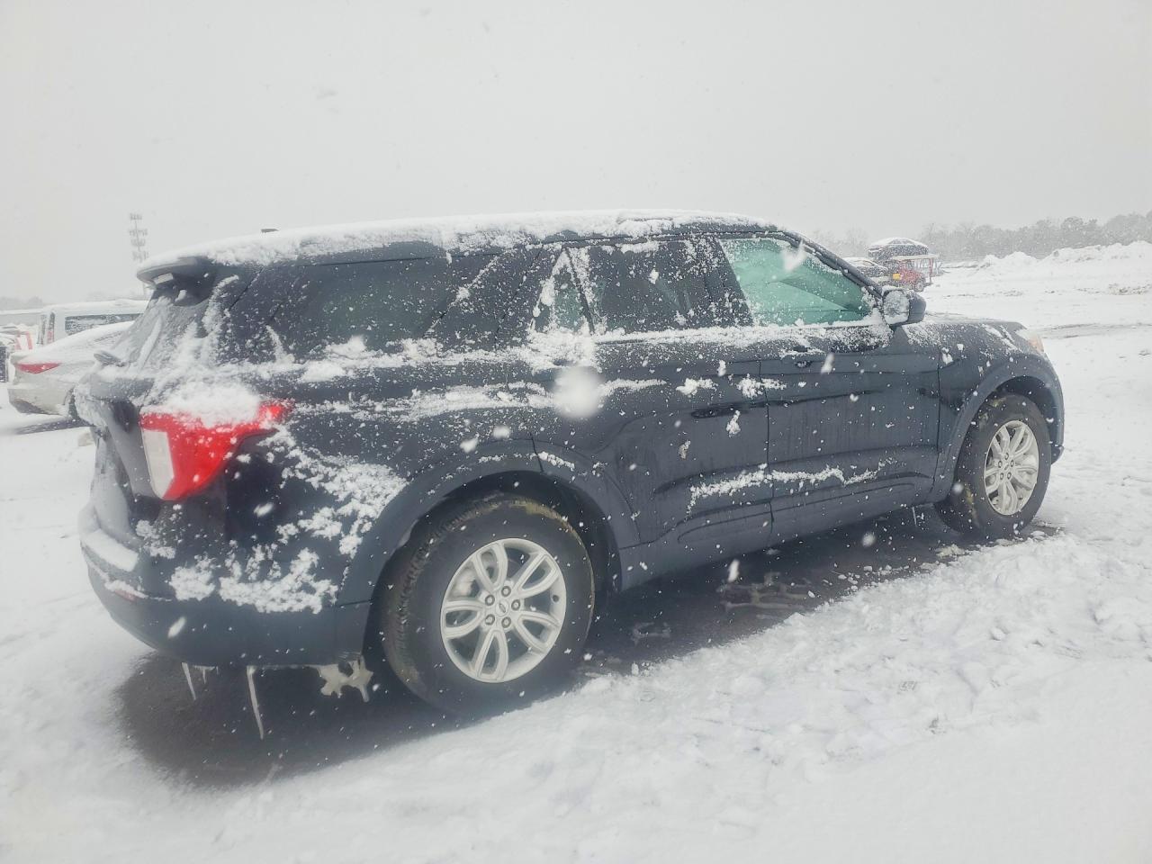 2020 Ford Explorer 4 - Фото 3