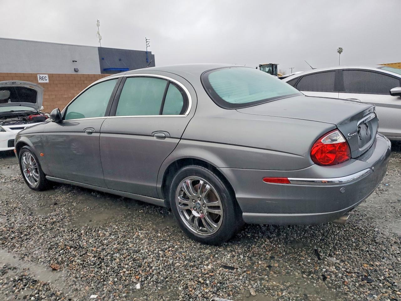 2003 Jaguar S-Type - Фото 2