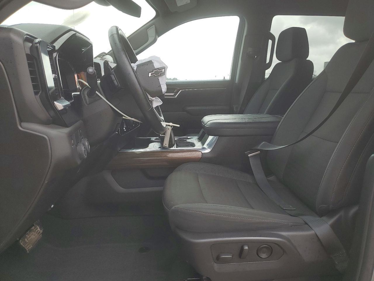 2024 Chevrolet Silverado C1500 Rst - Фото 7