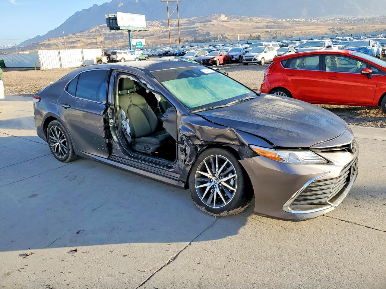 2024 Toyota Camry Xle - Фото 4