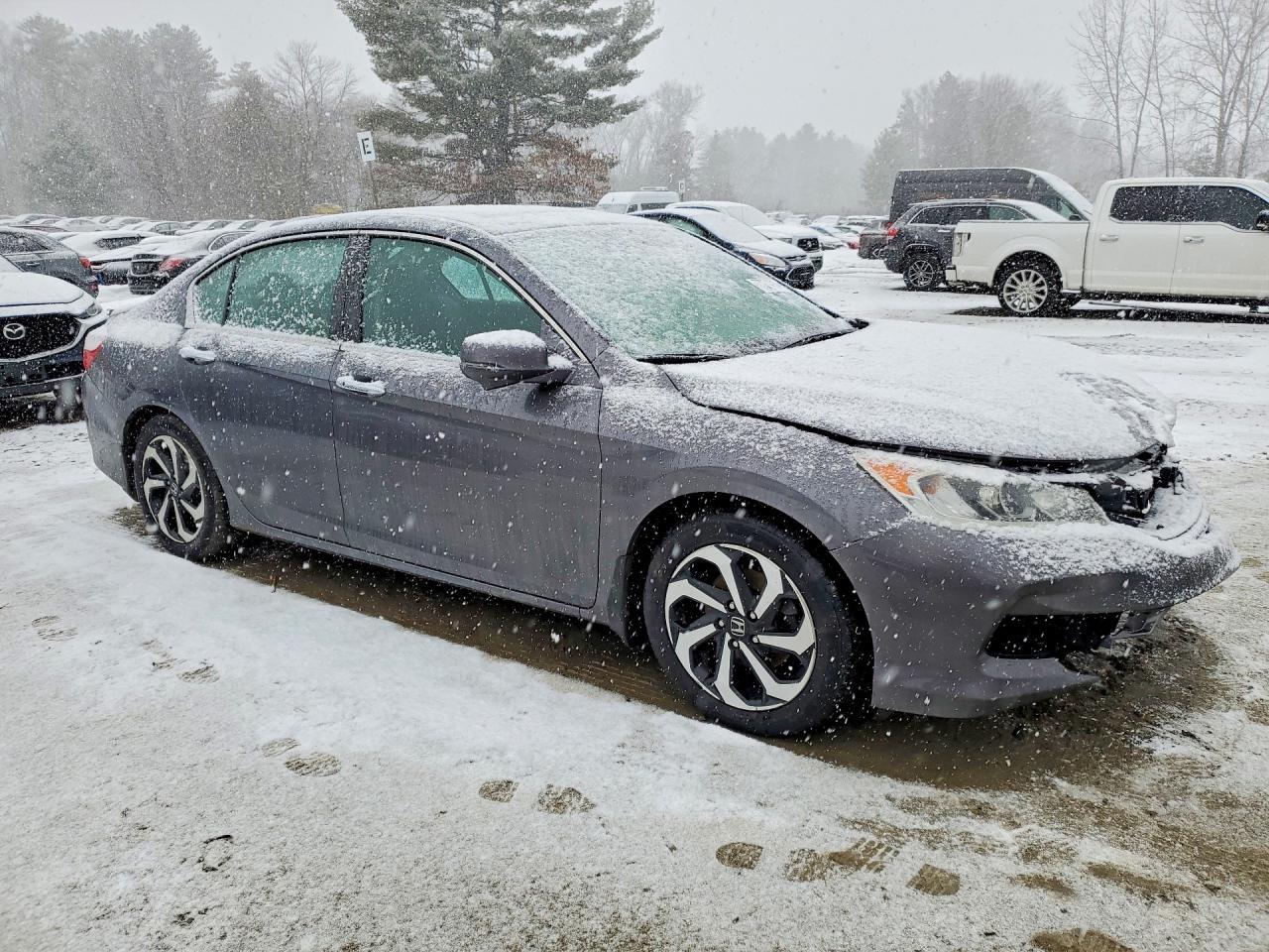 2017 Honda Accord Ex - Фото 4