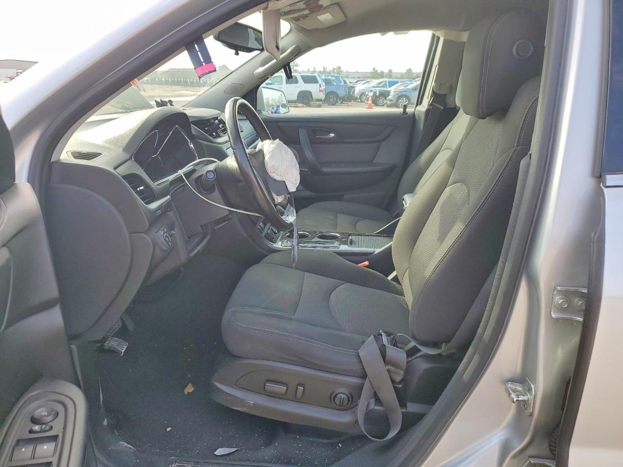 2017 Chevrolet Traverse Lt - Image 7