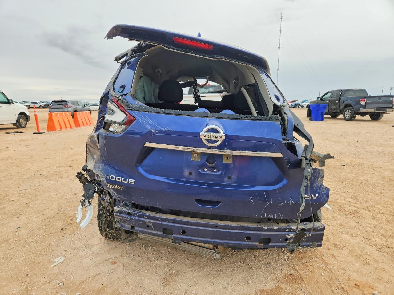 2020 Nissan Rogue - Фото 6