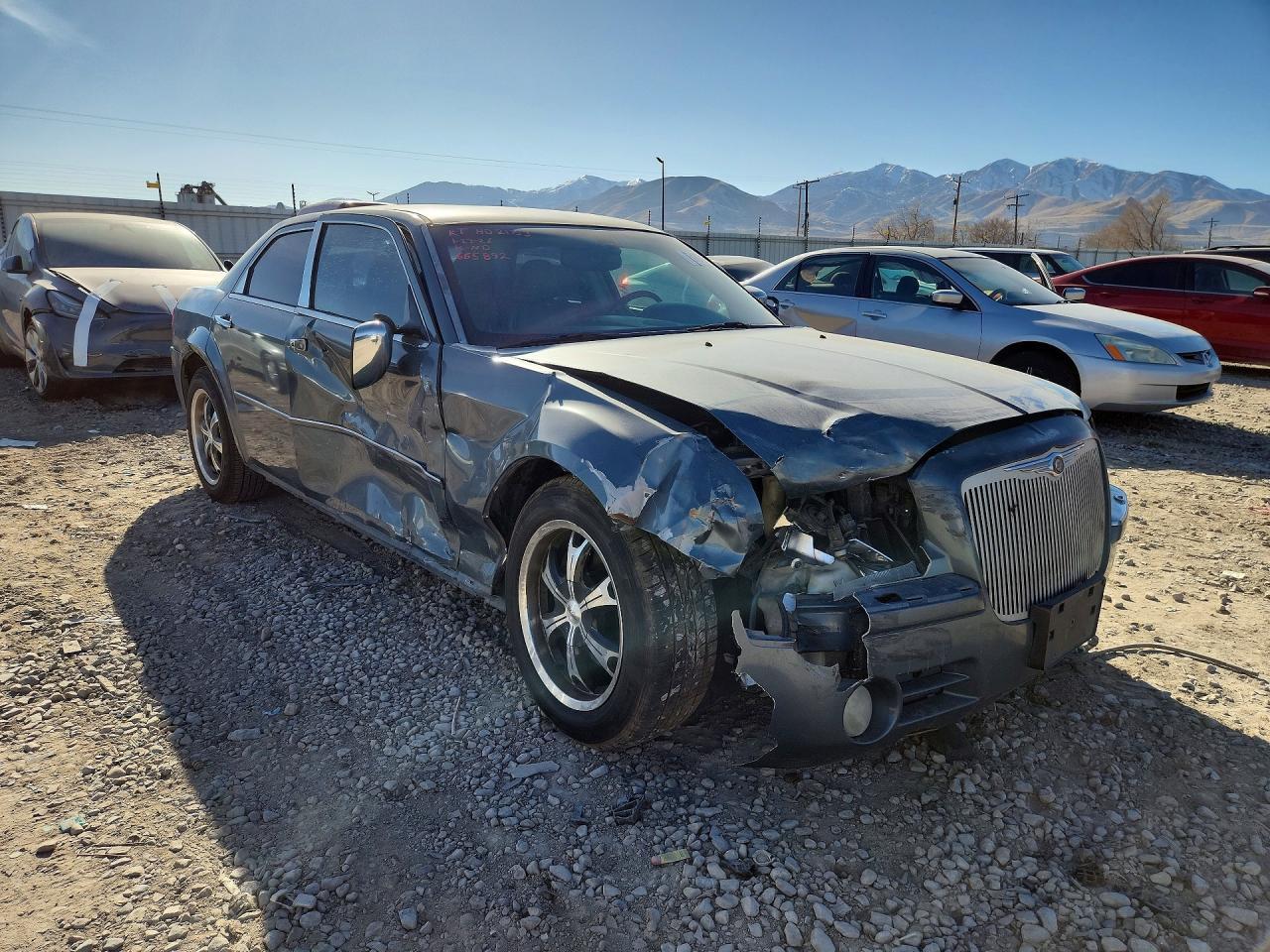 2005 Chrysler 300C - Image 4