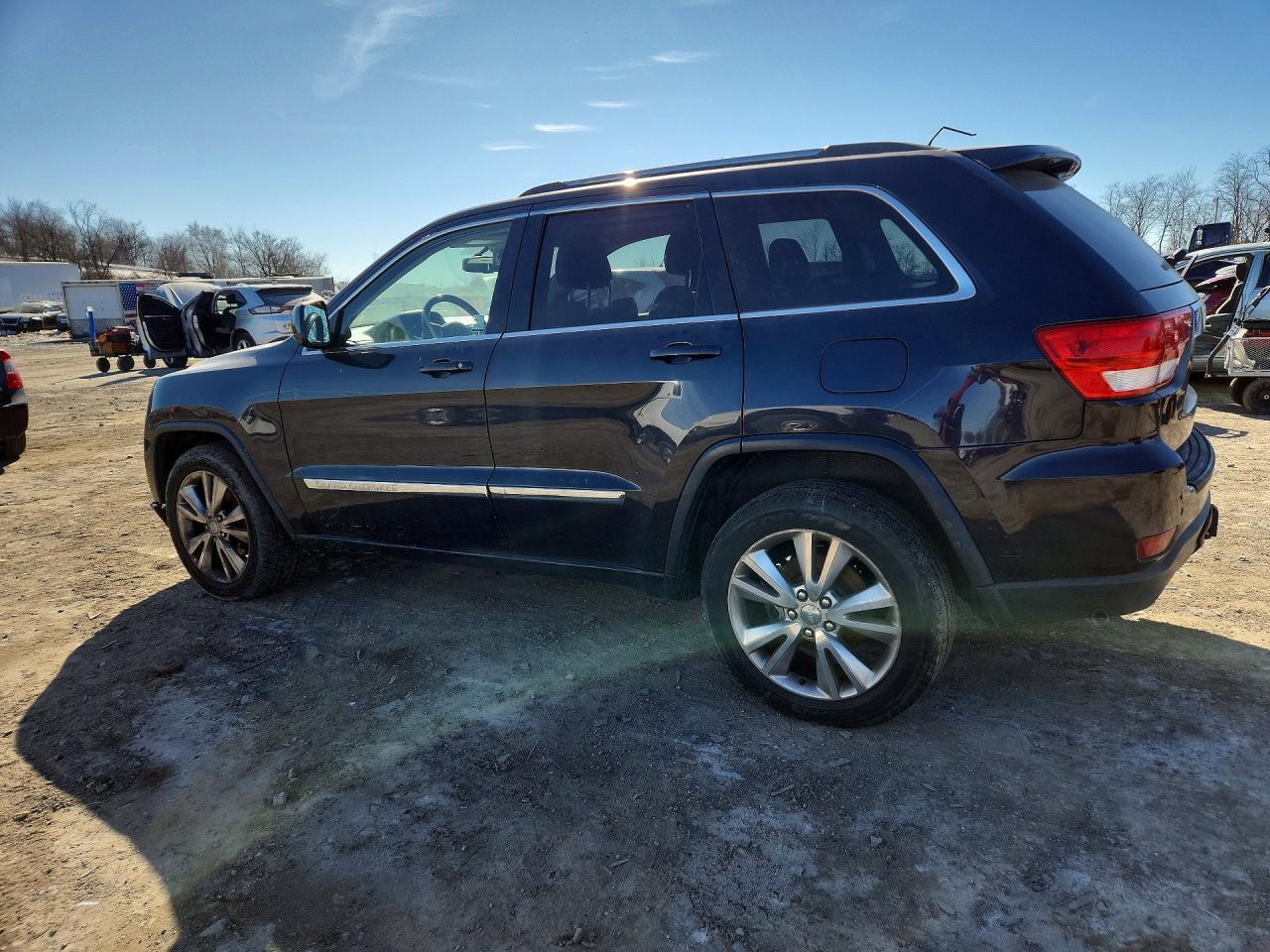 2012 Jeep Grand Cherokee Laredo - Image 2