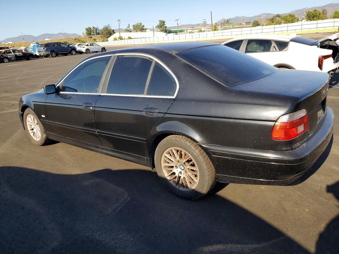 2001 BMW 5 Series - Image 2