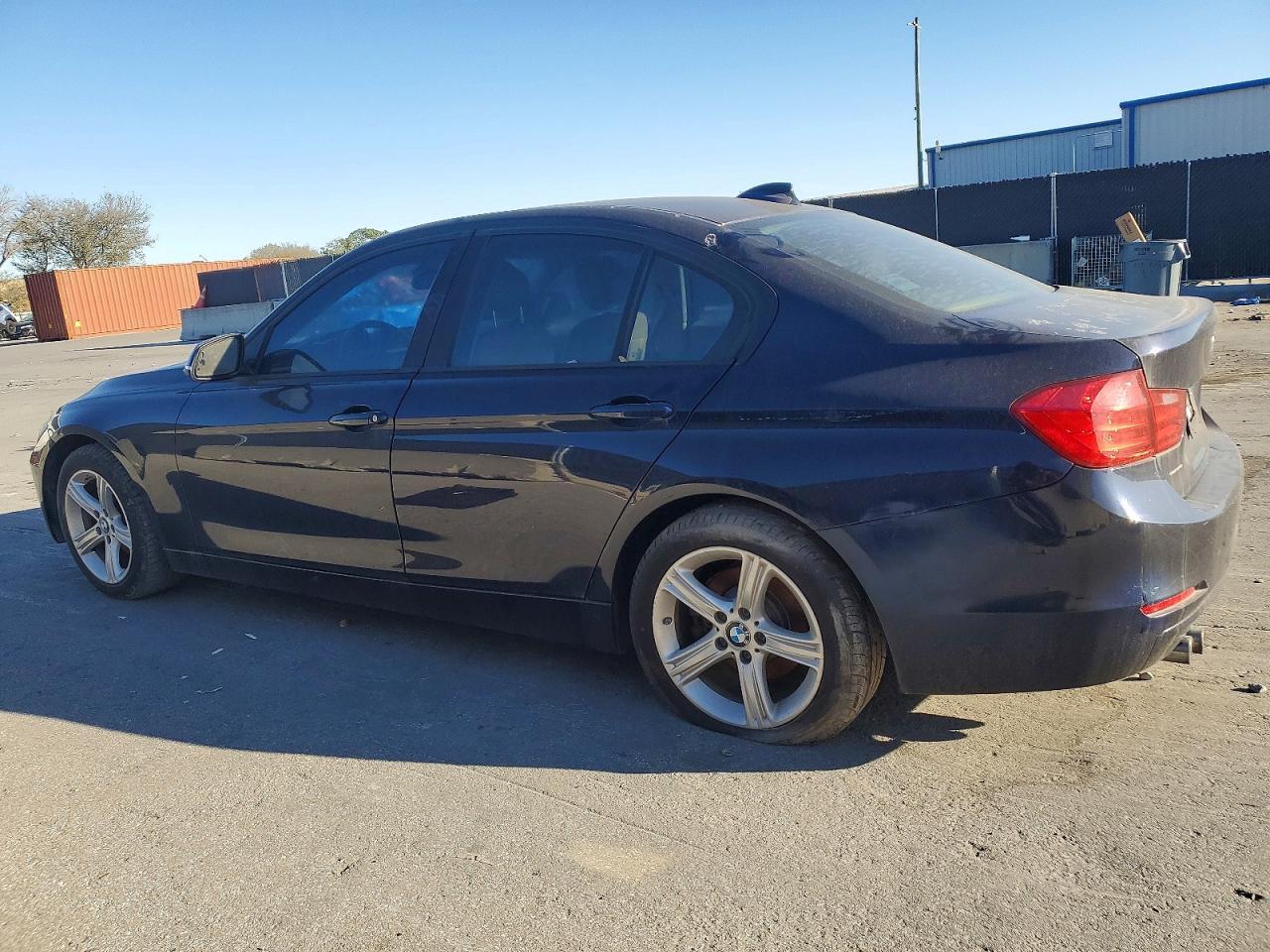2013 BMW 328 I - Фото 3