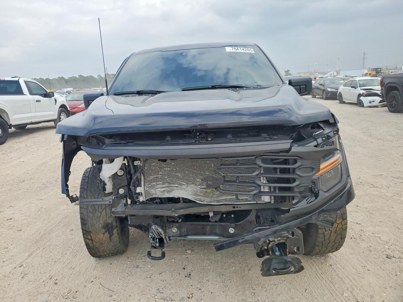 2025 Ford F150 Stx - Фото 5