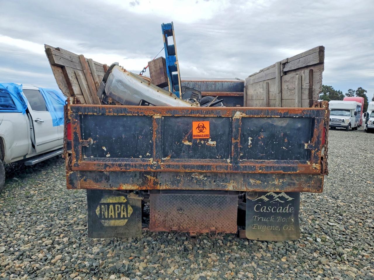 2007 Ford F550 Super Duty Dump Truck - Image 6