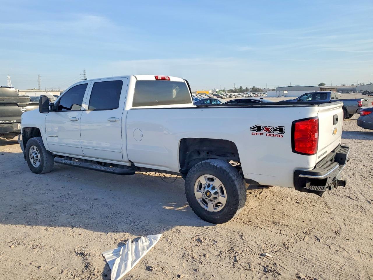 2018 Chevrolet Silverado K2500 Heavy Duty Lt - Фото 2