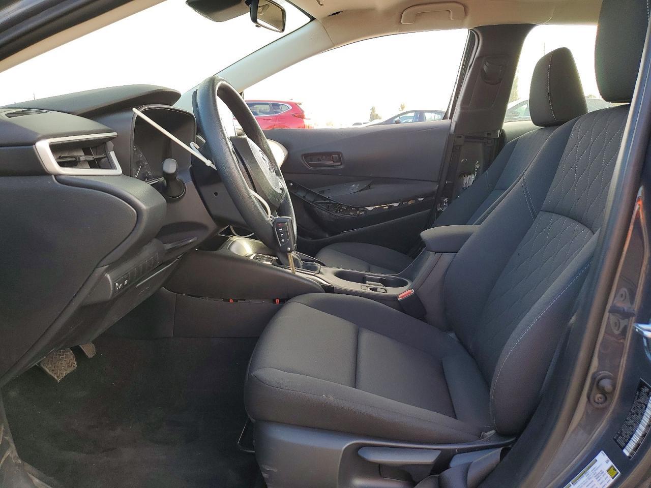 2025 Toyota Corolla Le - Фото 7