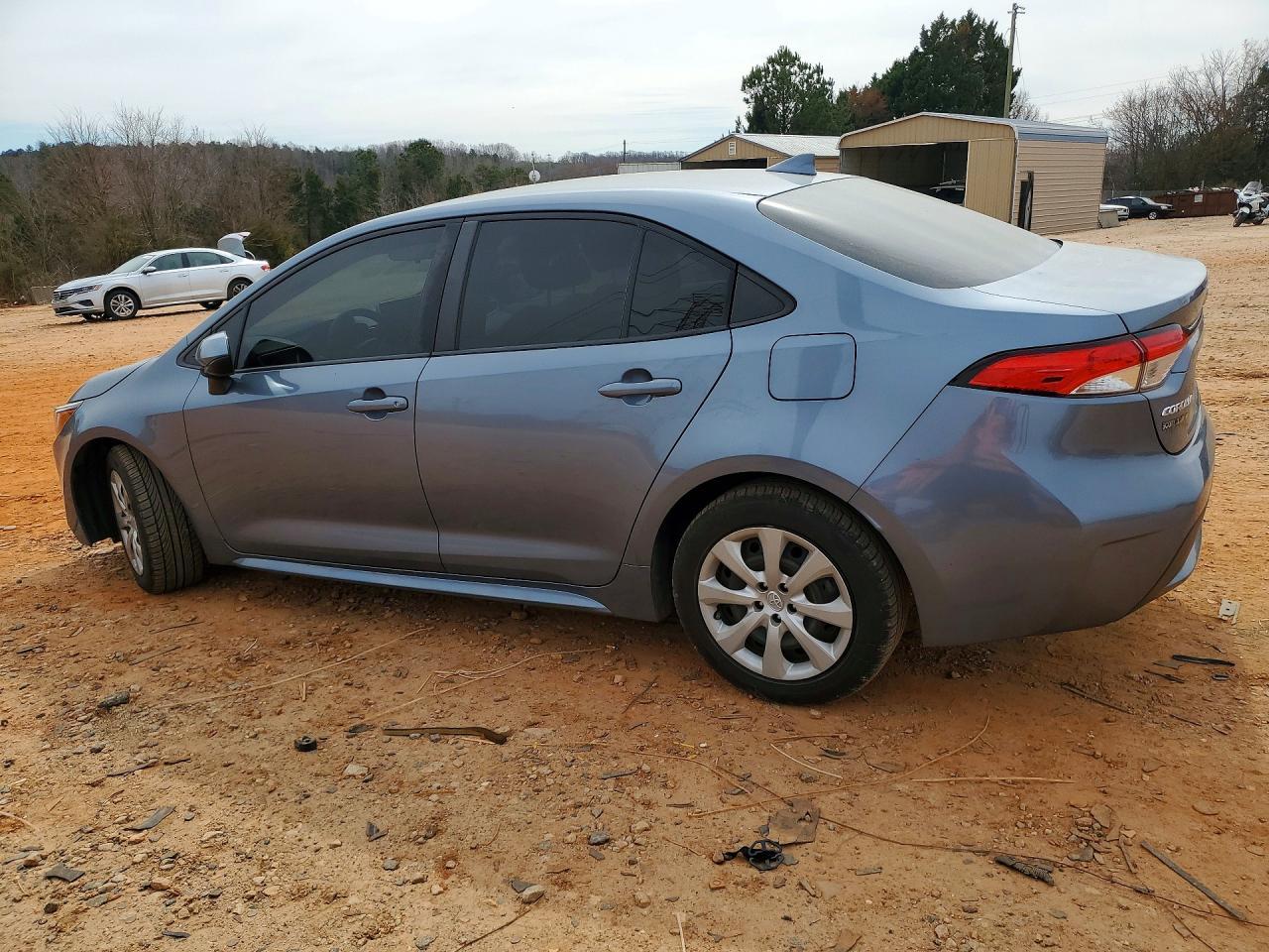 2021 Toyota Corolla Le - Image 2