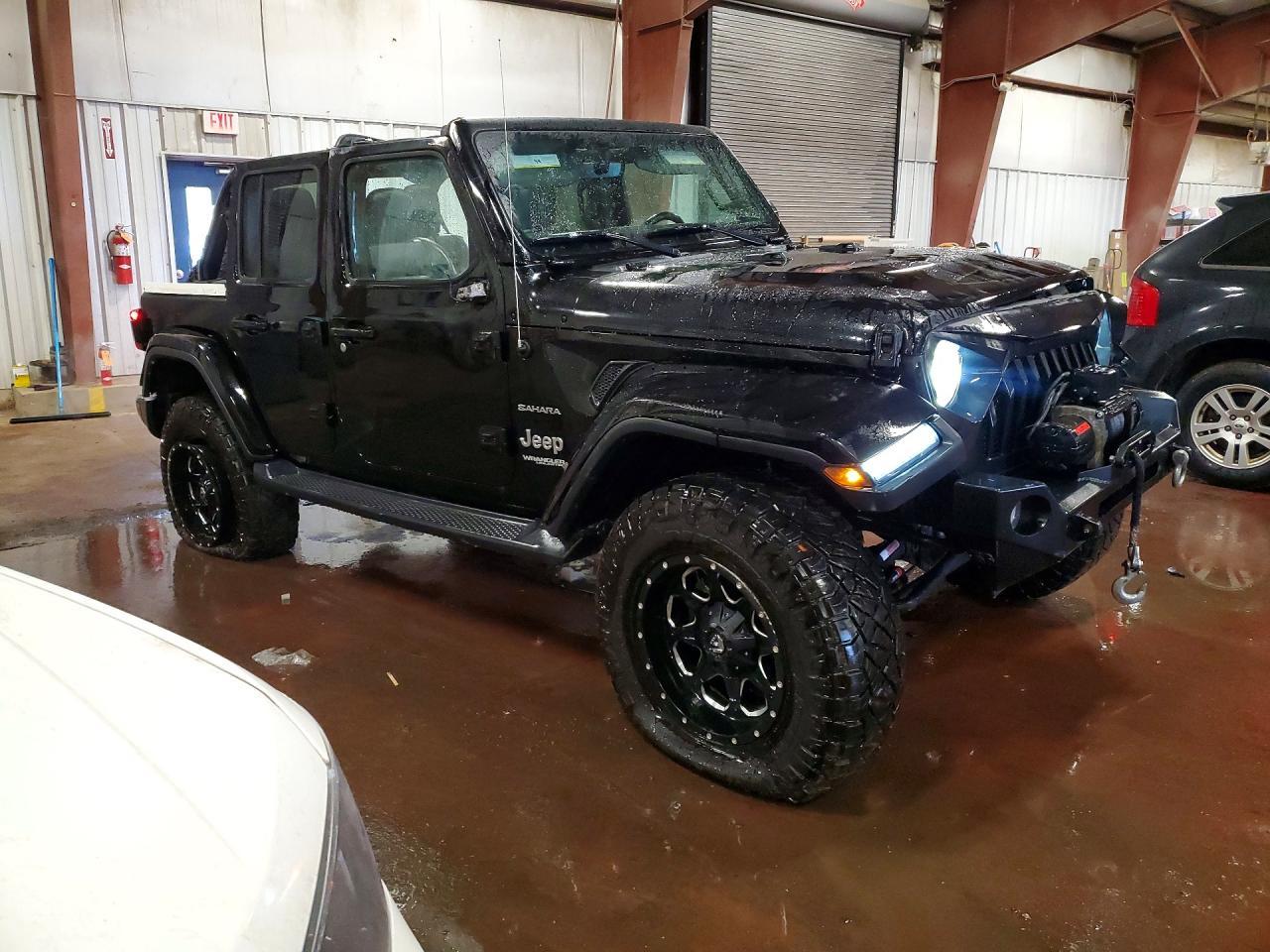 2018 Jeep Wrangler Unlimited Sahara - Фото 4