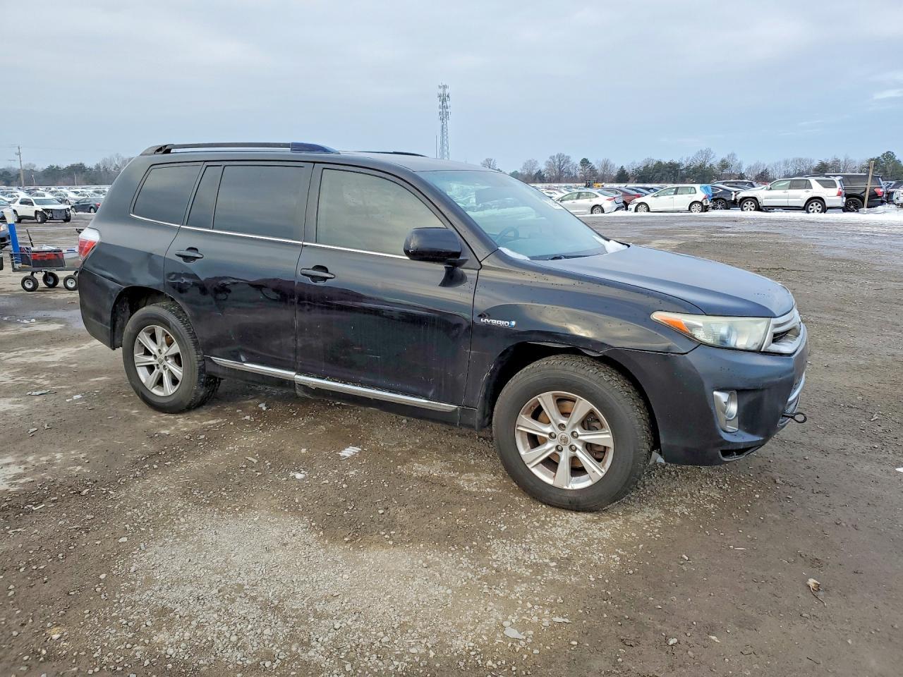 2013 Toyota Highlander Hybrid - Image 4