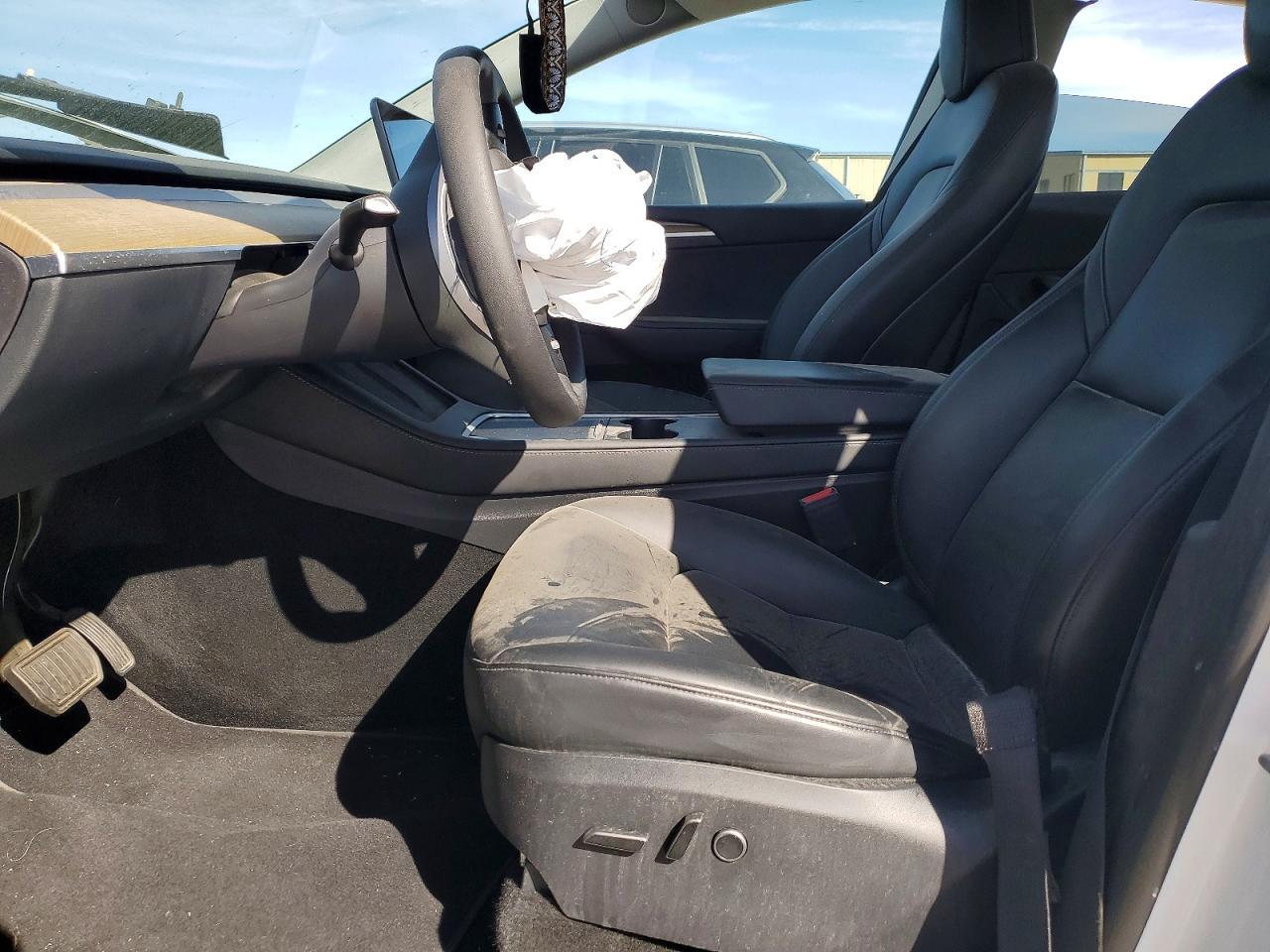 2023 Tesla Model Y - Фото 7