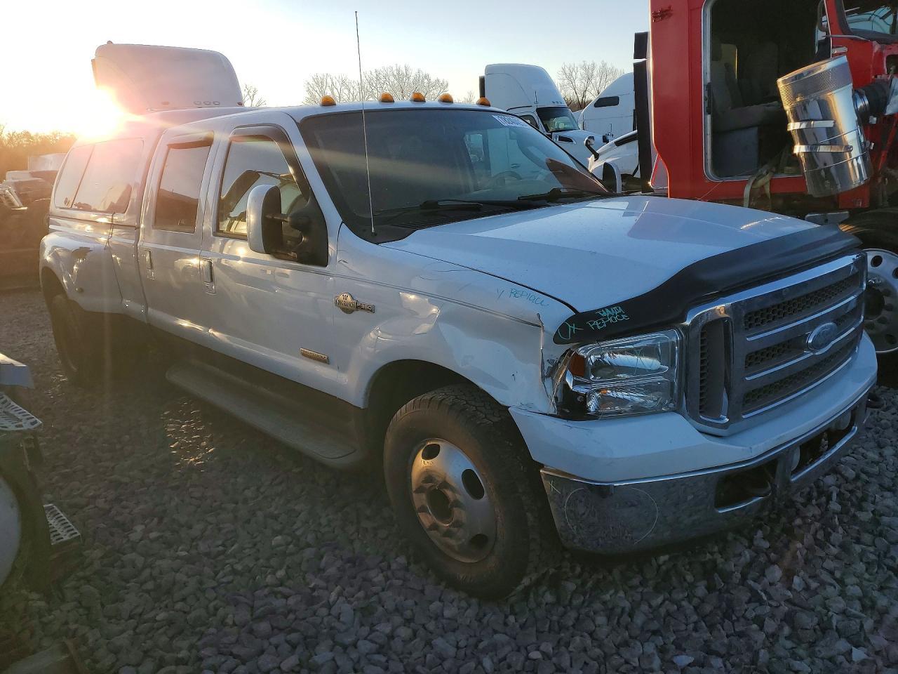 2005 Ford F350 Super Duty - Фото 4