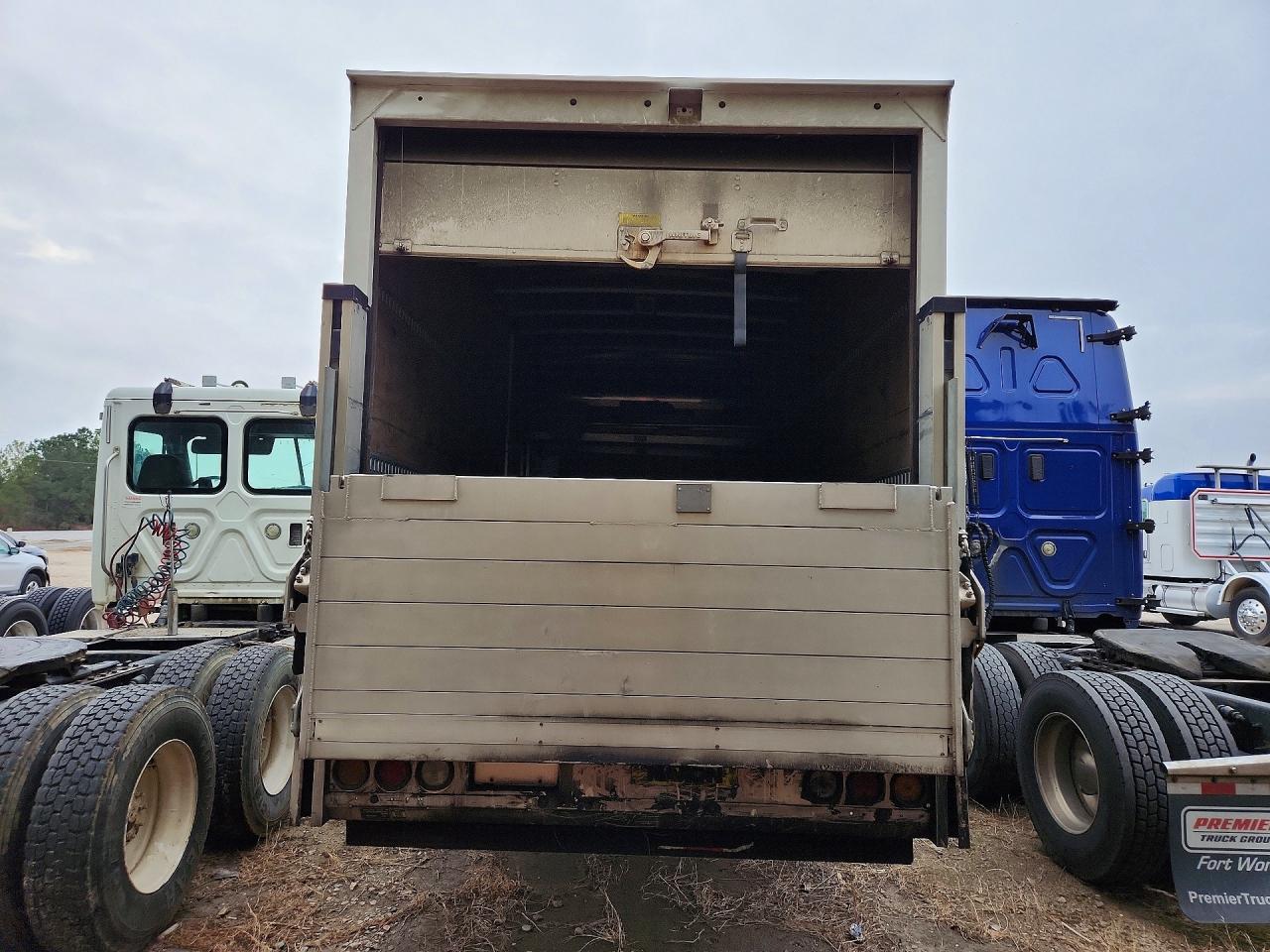 2021 Isuzu Npr Hd Box Truck - Фото 6