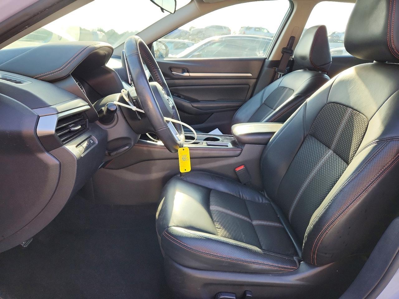 2024 Nissan Altima 2.5 Sr - Image 7