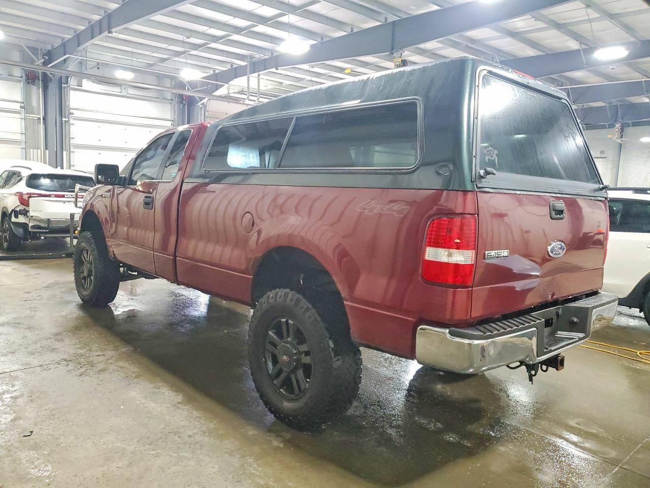 2005 Ford F150 - Image 2