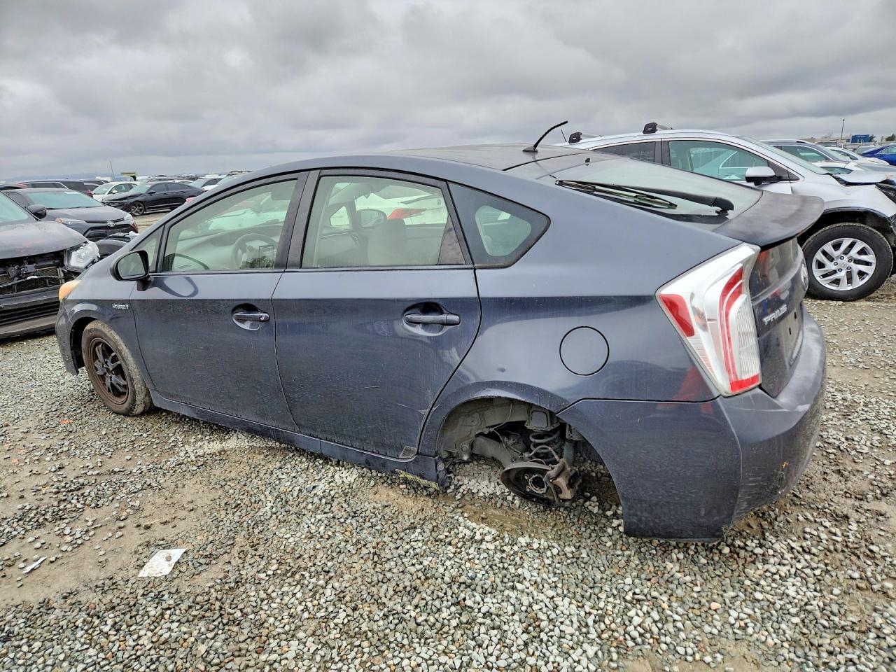 2013 Toyota Prius - Image 2