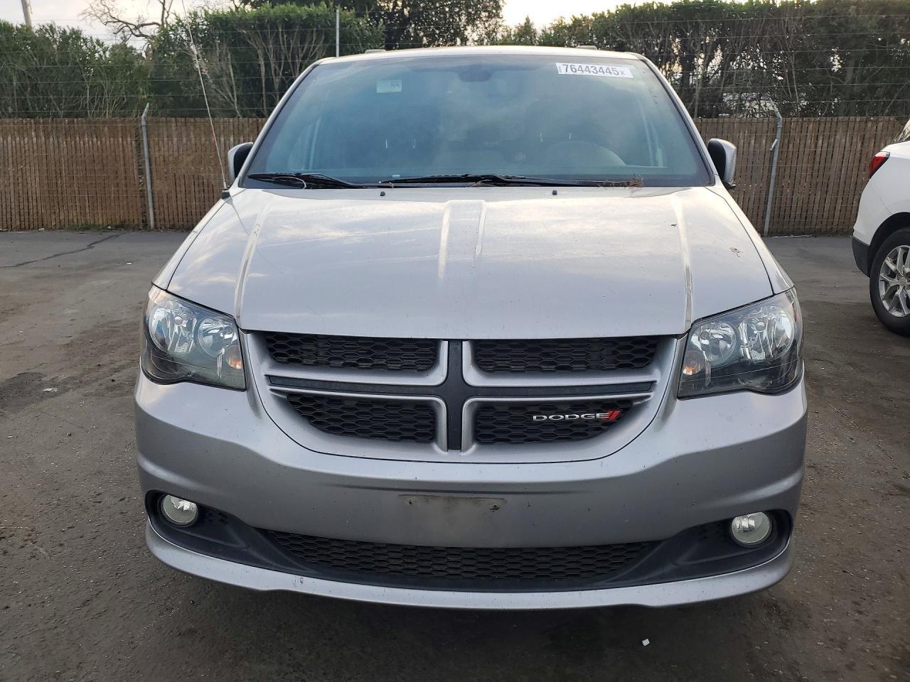 2019 Dodge Grand Caravan Gt - Фото 5