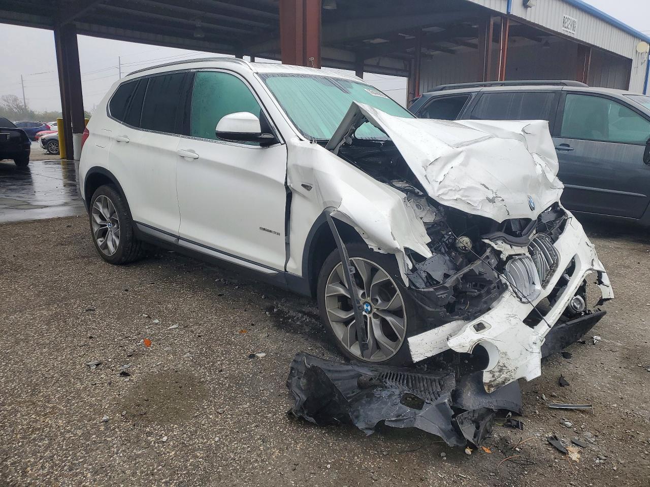 2017 BMW X3 Sdrive28I - Фото 4