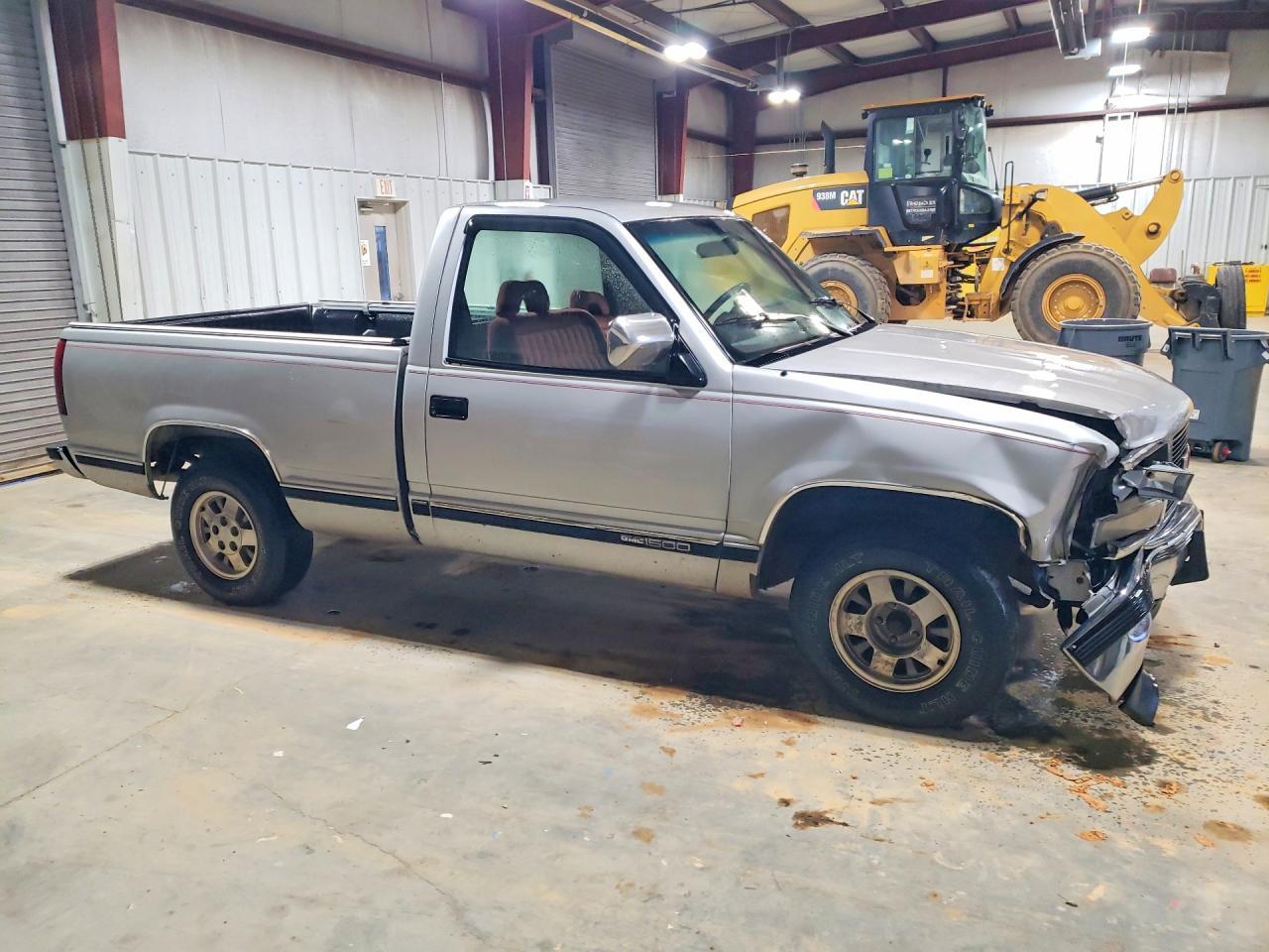 1993 GMC Sierra C1500 - Image 4