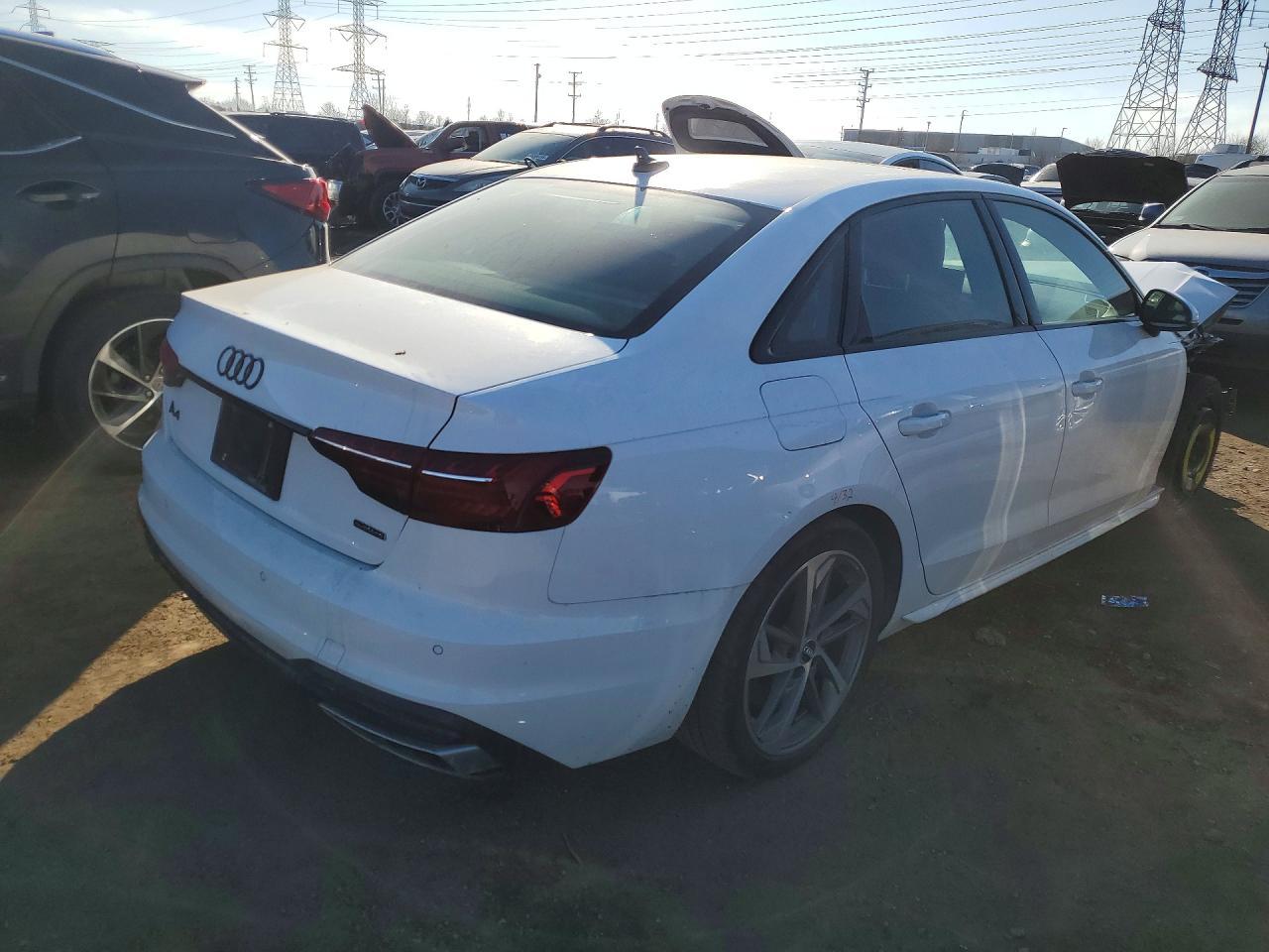 2021 Audi A4 Premium Plus 45 - Фото 3