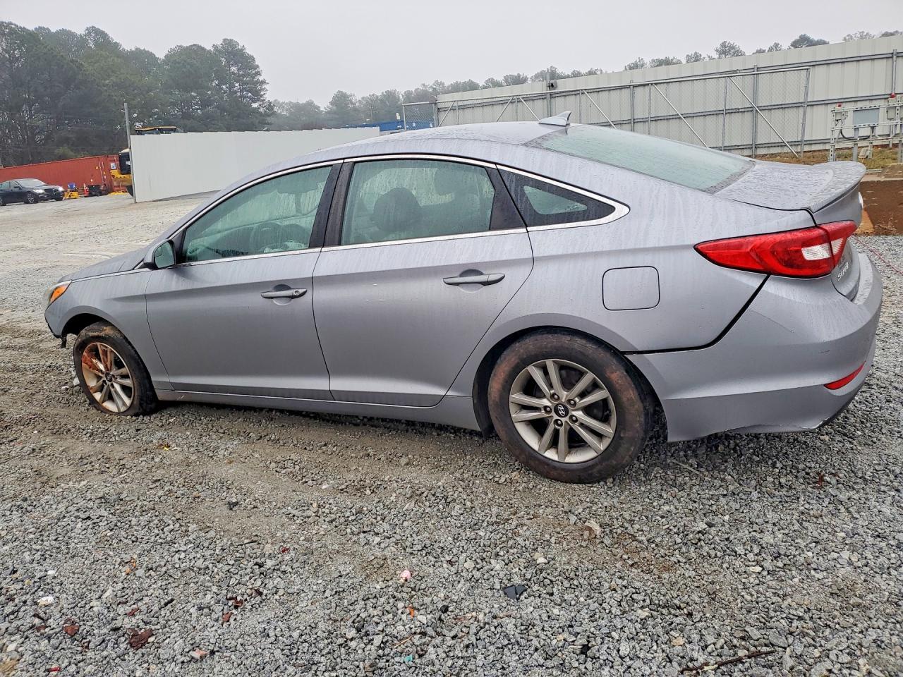 2016 Hyundai Sonata Se - Фото 2