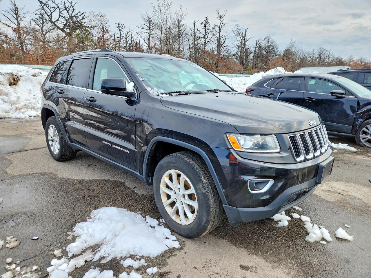 2014 Jeep Grand Cherokee Laredo - Image 4