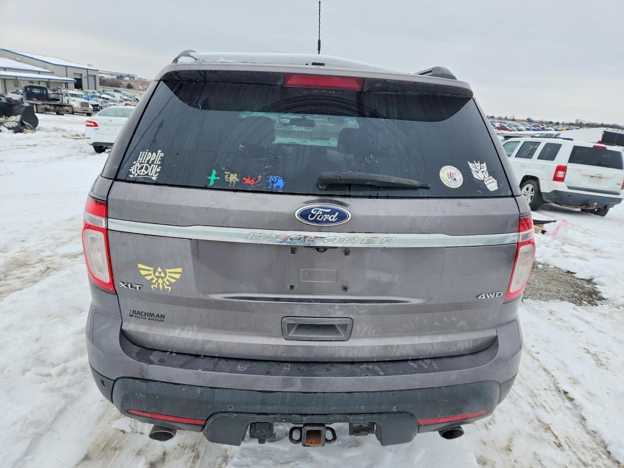 2011 Ford Explorer Xlt - Image 6